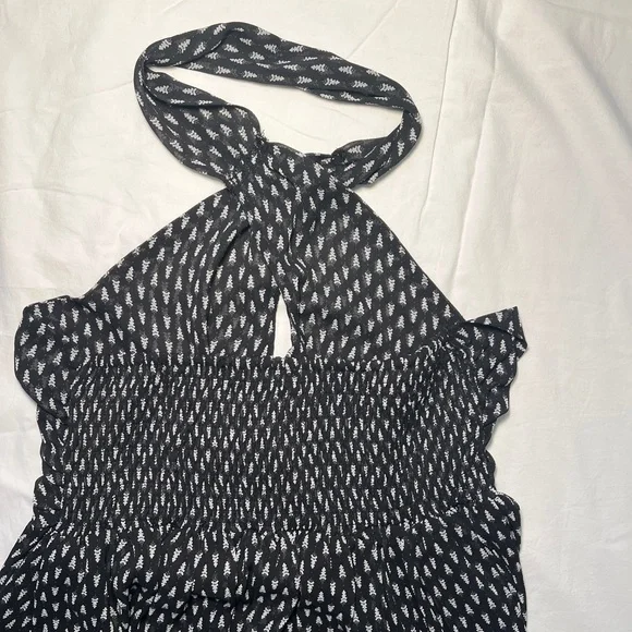 Magnolia Boutique Cross Front Halter Black Mini Dress - Medium - Picture 4 of 5